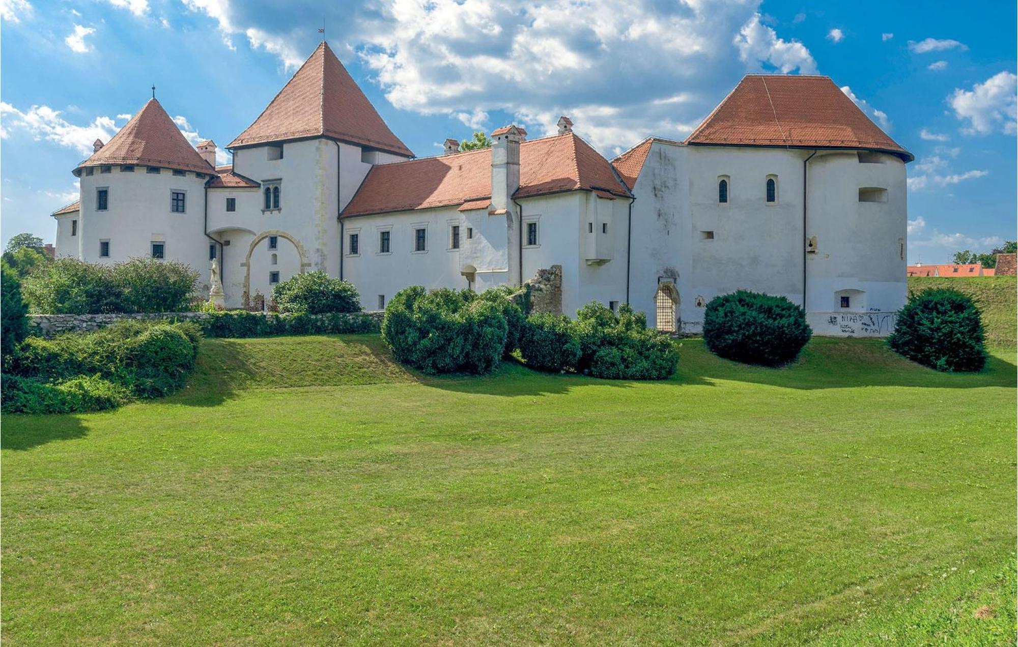 Gorgeous Home In Vinogradi Ludbreski With Kitchen Ludbreg Kültér fotó
